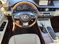 2017 Lexus ES 300h