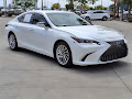 2021 Lexus ES ES 300h Luxury