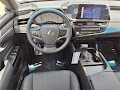 2025 Lexus ES 300h