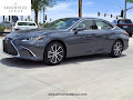 2025 Lexus ES 300h
