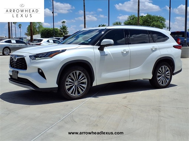 2020 Toyota Highlander Hybrid Platinum