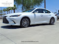 2025 Lexus ES 300h