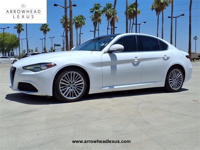 2017 Alfa Romeo Giulia Ti