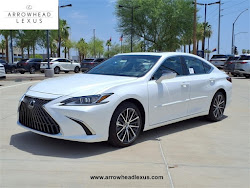 2025 Lexus ES 300h