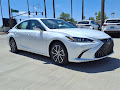2025 Lexus ES 300h