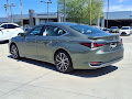 2025 Lexus ES 300h