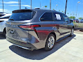 2021 Toyota Sienna Platinum