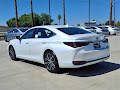 2025 Lexus ES 300h