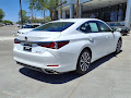 2025 Lexus ES 350