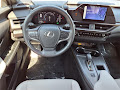 2025 Lexus UX 300h