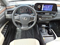2025 Lexus ES 300h