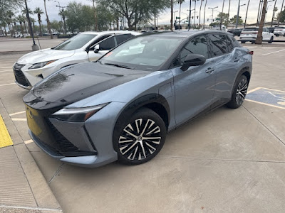2023 Lexus RZ