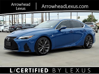 2022 Lexus IS