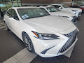 2025 Lexus ES 300h Luxury