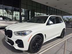 2022 BMW X5 M50i