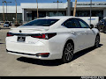 2025 Lexus ES 300h