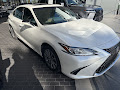 2022 Lexus ES 300h