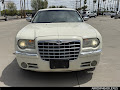 2005 Chrysler 300C Base