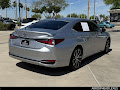 2025 Lexus ES 300h