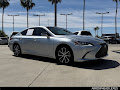 2025 Lexus ES 300h