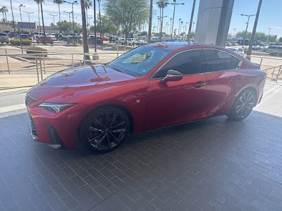 2021 Lexus IS