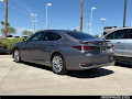 2019 Lexus ES 300h Luxury