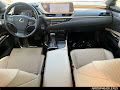 2019 Lexus ES 300h Luxury