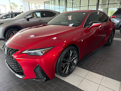 2022 Lexus IS