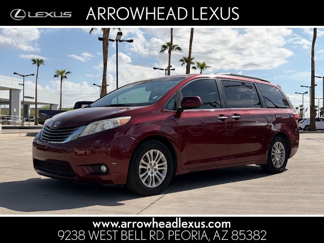 2016 Toyota Sienna XLE