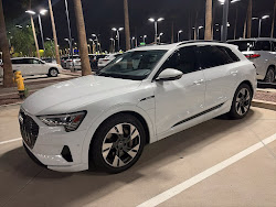 2022 Audi e-tron Premium